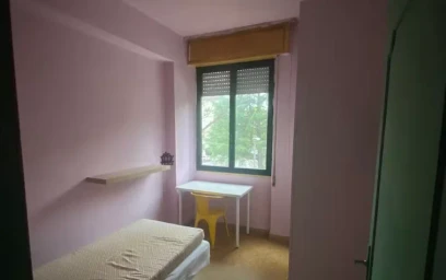 Renting rooms by the month in {area}
