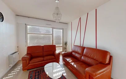 Renting rooms by the month in {area}