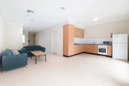 Habitación privada en residencia en 7 White St, Oakleigh East VIC 3166, Australia, imagen 17 de 22