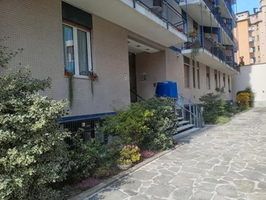 Stanza privata in Via Savona, immagine 18 di 18