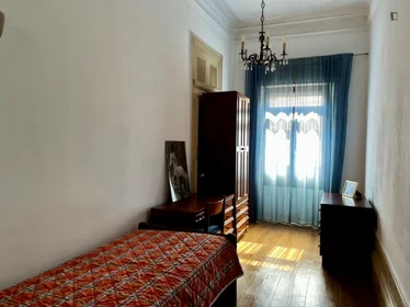 Habitación privada en Rua Nova São Crispim, imagen 1 de 10