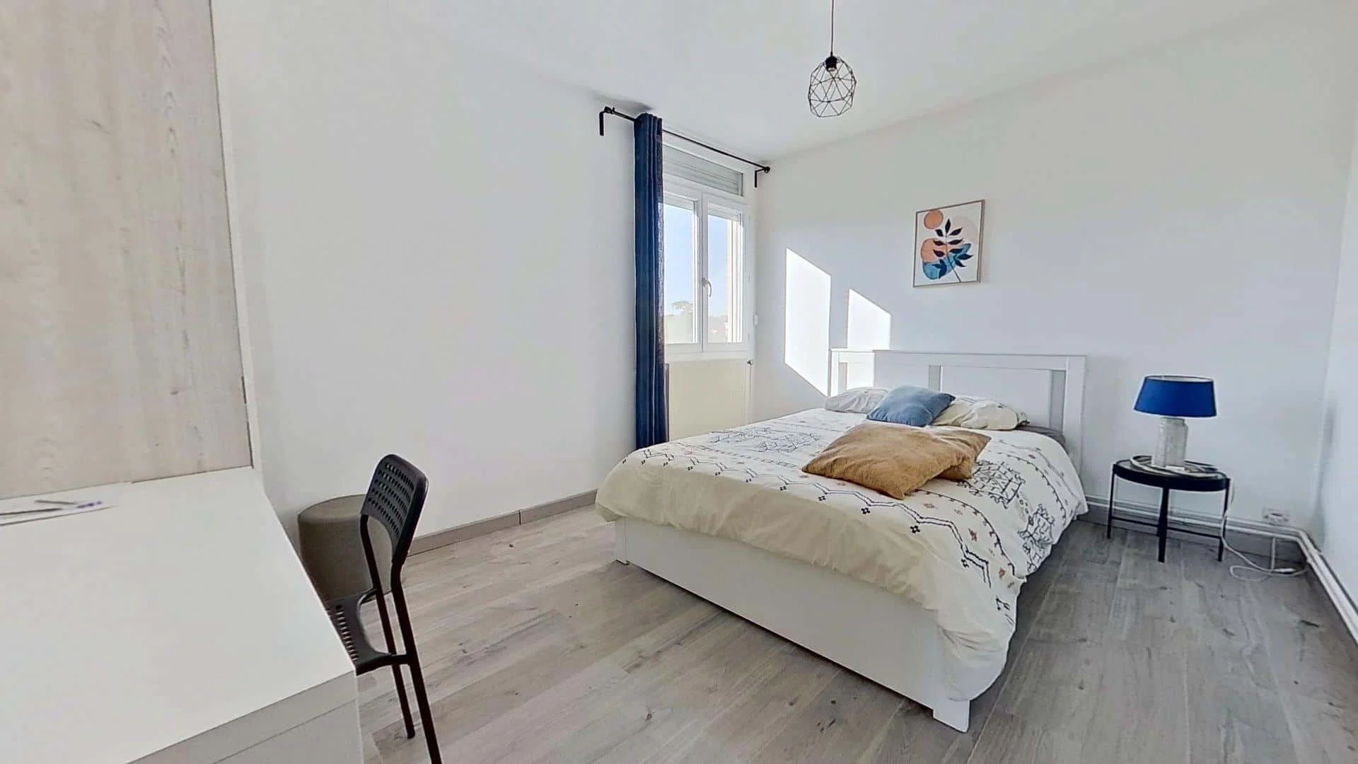 Habitación para estudiantes en  con modernas comodidades