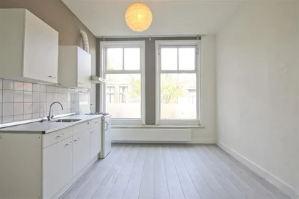 Private room at Paulus Lamanstraat, image 1 of 3