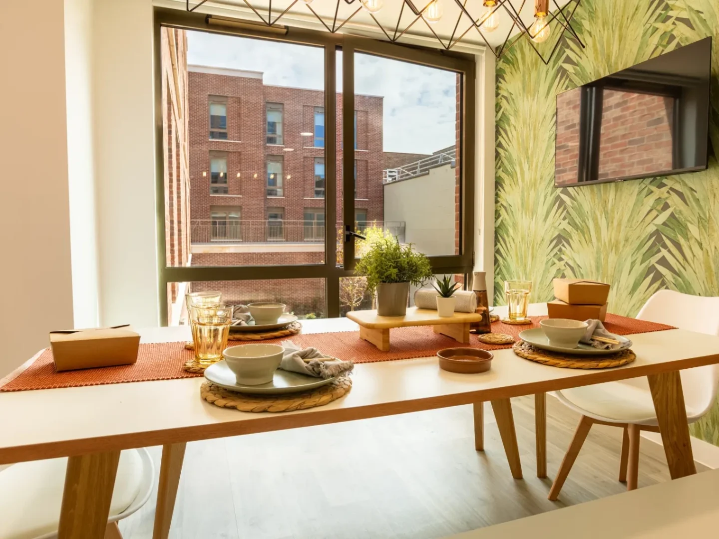 Habitación estudiantil amplia y cómoda en 