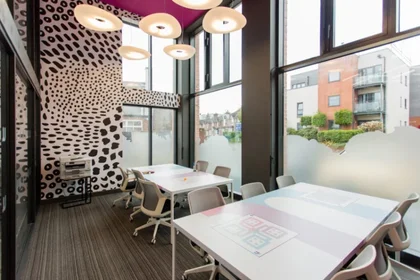 Studio in residence at Walnut Tree Cl, Guildford GU1 4TX, United Kingdom, image 9 of 15
