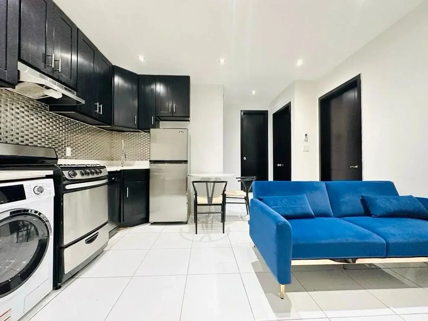 964 Amsterdam Avenue,  2D, Upper West Side, New York, NY, 10025