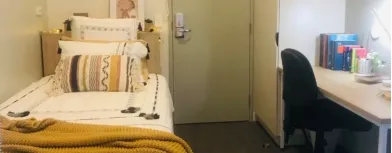 Cheap private room in Brisbane