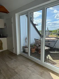 Entire apartment at Kranichsteiner Straße, Darmstadt-Nord, image 8 of 10