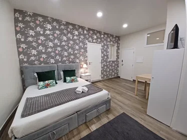Logement entier à Rua Pedro Rocha, Coimbra, image 2 de 10