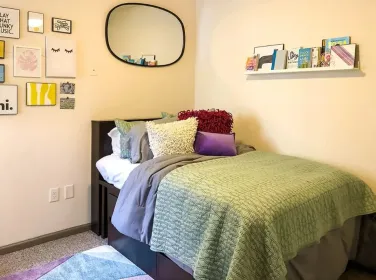 Accommodation with 3 bedrooms in Baton Rouge