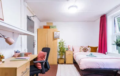 Stanza in condivisione in un appartamento di 3 camere da letto Londra