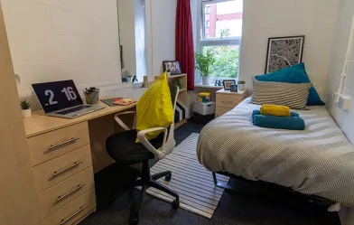 Habitación compartida en apartamento de 3 dormitorios london
