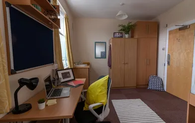 Habitación compartida con otro estudiante en london