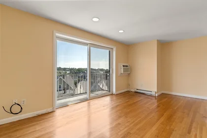 Logement entier en résidence à 70, Park St., Unit 53, West Somerville, Somerville, MA, 02143, image 7 de 28