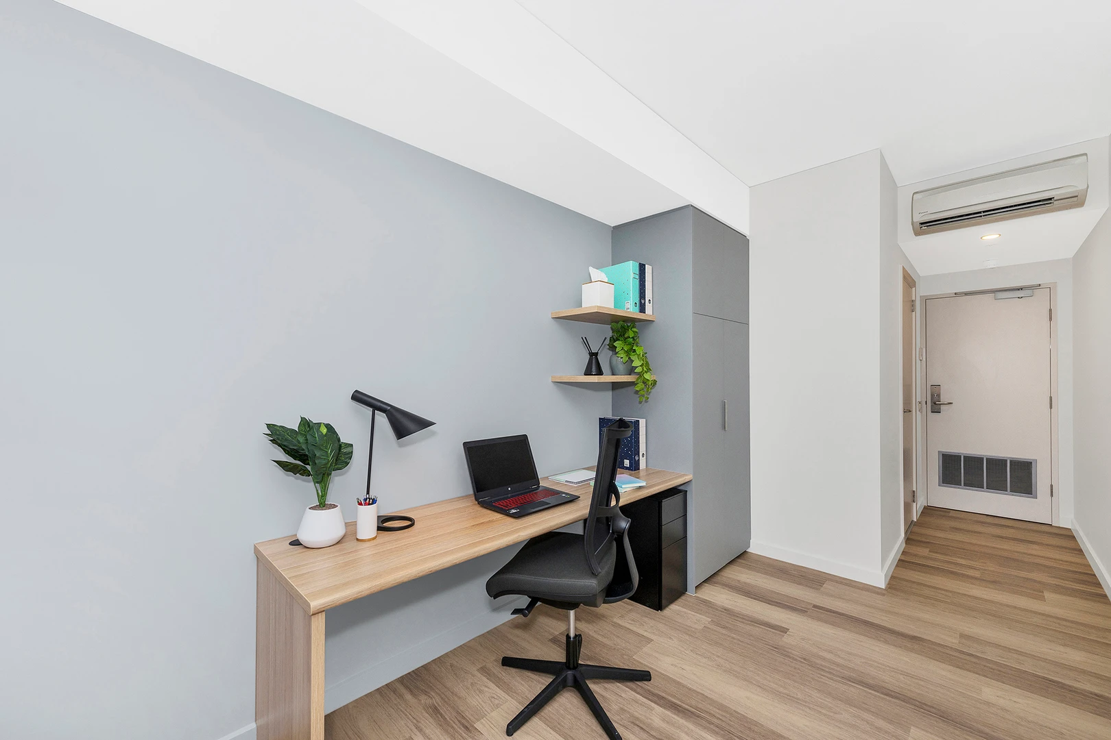 Habitación en apartamento estudiantil en alquiler en , completamente amueblado