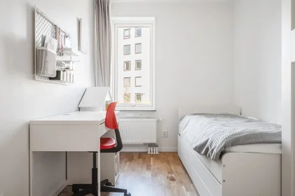 Entire apartment at Vipeholms Allé 54, image 19 of 34