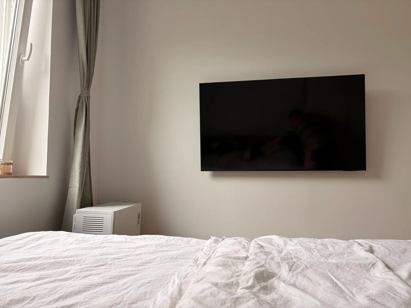 Room for rent in student apartment in , fully furnished