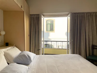 Entire apartment at Rua do Telhal aos Olivais, image 13 of 28