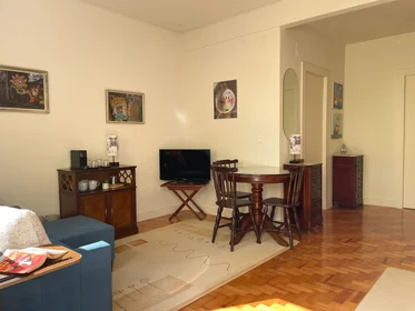 Entire apartment at Rua do Telhal aos Olivais, image 19 of 28