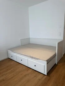 Dairenin tamamı konumu Lavesstraße, 1 26 görüntüsü