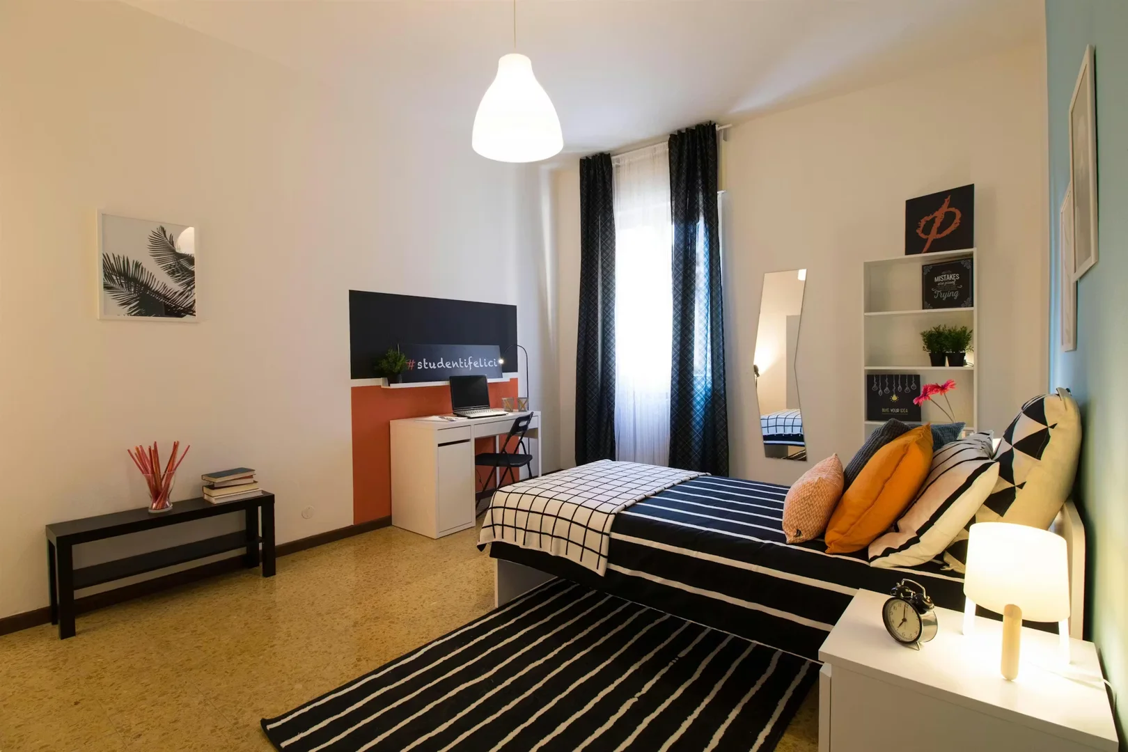 Camera per studenti in  con servizi moderni