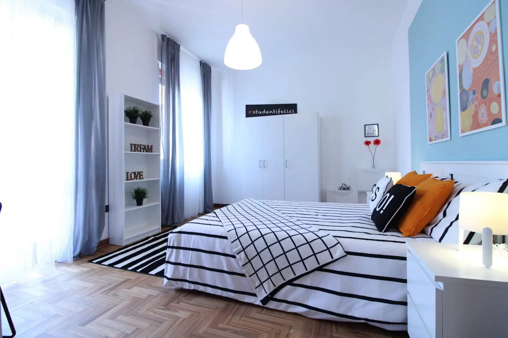 Economical student room with convenient location in