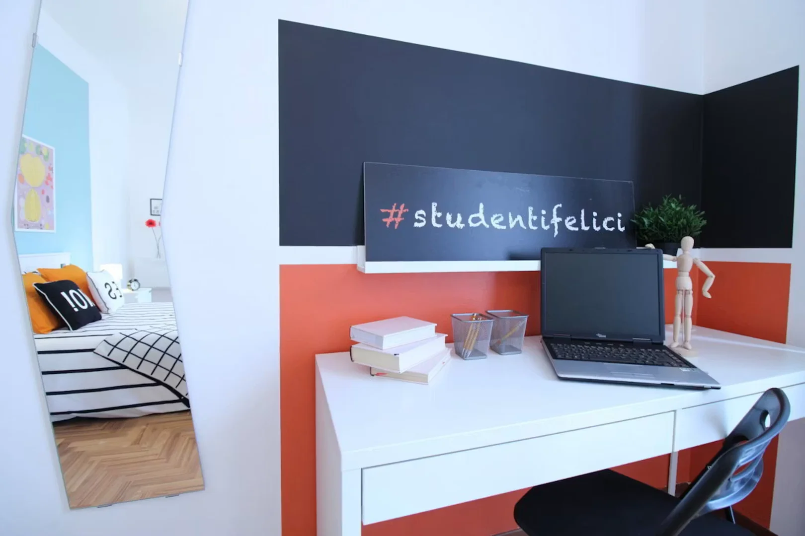 Budget-friendly student room close to campus in