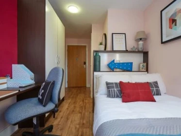 Günstiges Privatzimmer in Glasgow