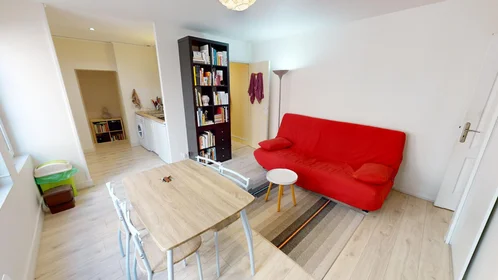 Stanza privata in 9 Rue François Chénieux, Limoges 87000, immagine 11 di 14
