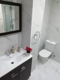 Apartamento inteiro em Rua de Santo ildefonso, imagem 13 de 23