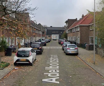 Private room at Adelboldstraat, image 1 of 6