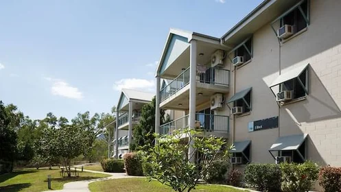 Gesamte Unterkunft im Wohnheim in der James Cook University, Rotary International House/1 James Cook Dr, Douglas QLD 4811, Australia, bild 8 von 19