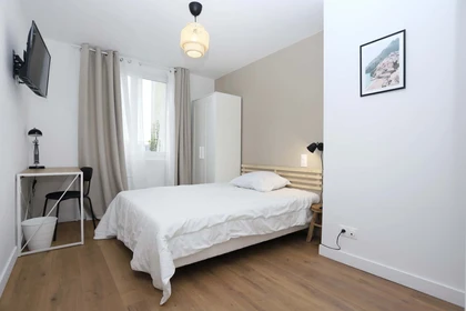 Chambre à louer avec lit double Brest