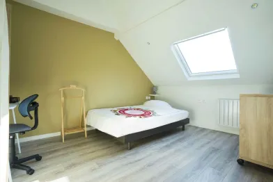 Amiens de çift kişilik yataklı kiralık oda