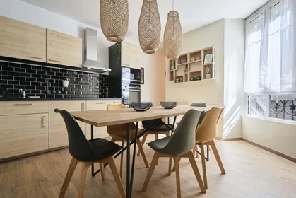 Privatzimmer in der 9 Rue St-Pierre-les-Dames, 51100 Reims, France, bild 11 von 15