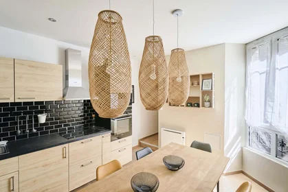 Privatzimmer in der 9 Rue St-Pierre-les-Dames, 51100 Reims, France, bild 13 von 15