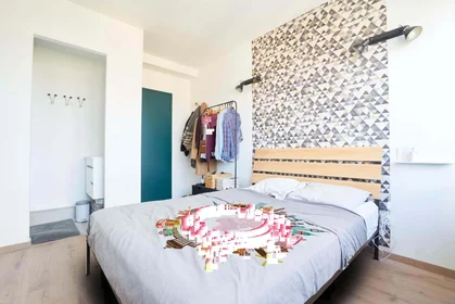 Habitación privada en 250 Rue Jeanne d'Arc, 54000 Nancy, France, imagen 2 de 15