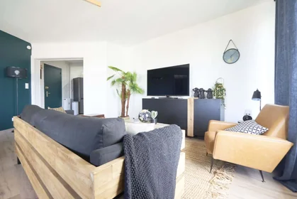 Chambre privée à 250 Rue Jeanne d'Arc, 54000 Nancy, France, image 8 de 15