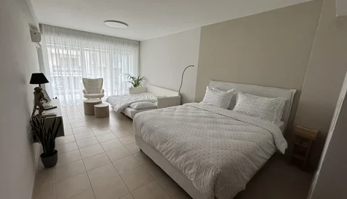Apartamento inteiro em Mpiri, imagem 15 de 22