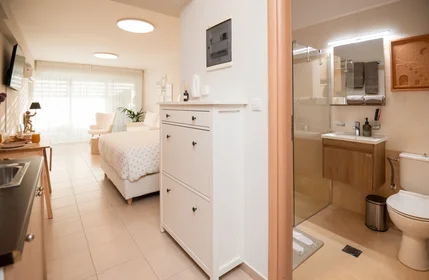 Apartamento inteiro em Mpiri, imagem 18 de 22