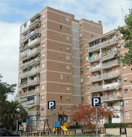 Chambre privée à Calle Pintor Murillo, , image 1 de 7