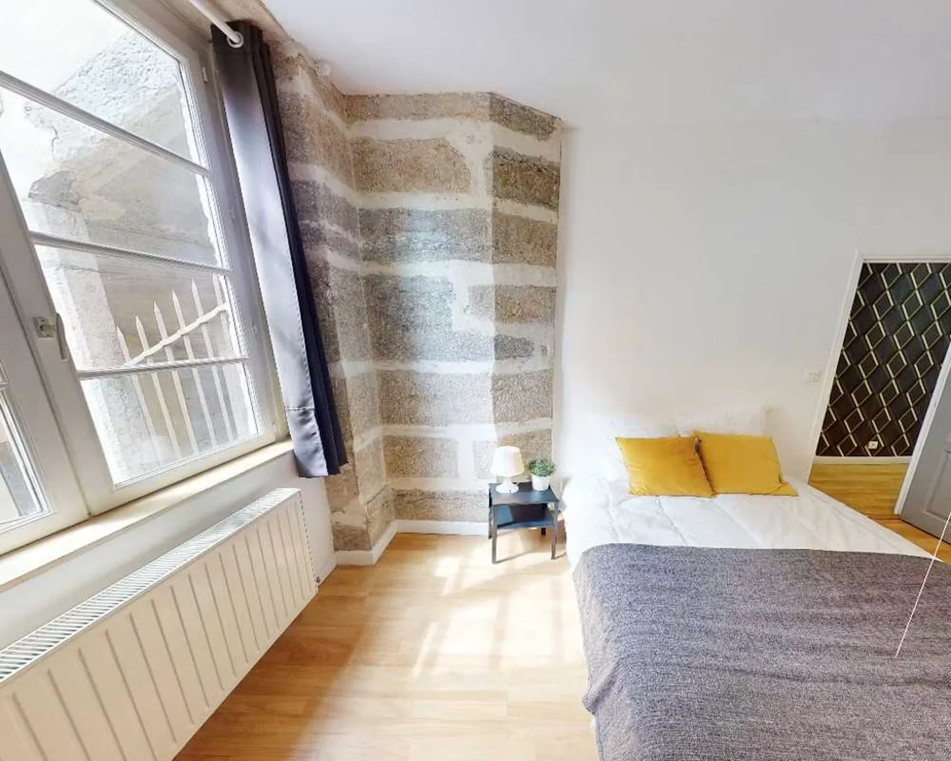 Zimmer in Studentenwohnung in  zu vermieten, voll möbliert