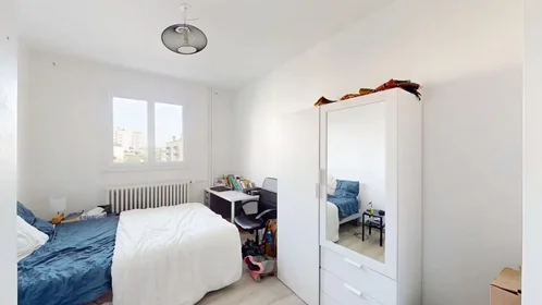 Chambre privée à Avenue du Général de Gaulle, Sanitas Rotonde, image 2 de 10