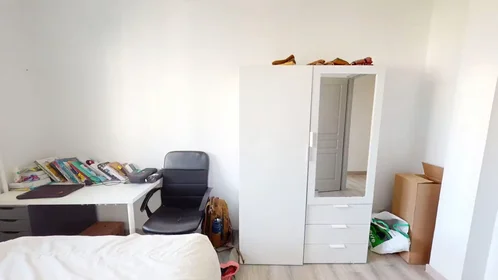 Chambre privée à Avenue du Général de Gaulle, Sanitas Rotonde, image 3 de 10