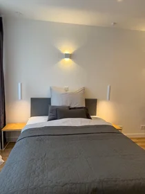Entire apartment at Mittlerer Hasenpfad, Sachsenhausen, image 6 of 10