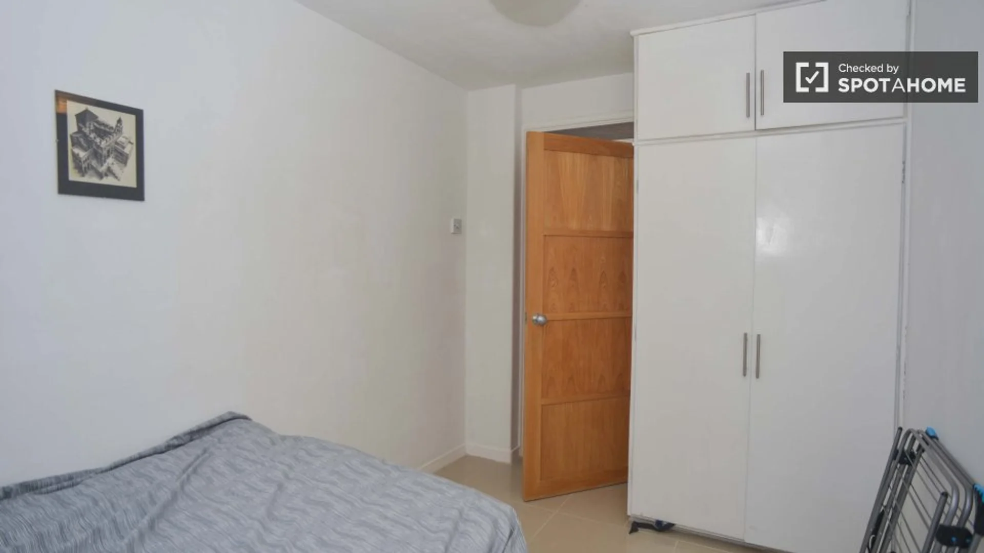 Chambre d'étudiant confortable et spacieuse dans 