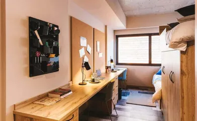 Mehrbettzimmer in 3-Zimmer-Wohnung Porto