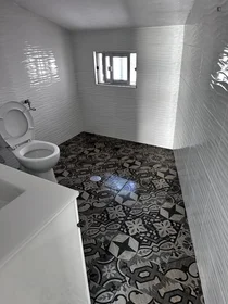 Chambre privée à Rua Guerra Junqueiro, image 13 de 38