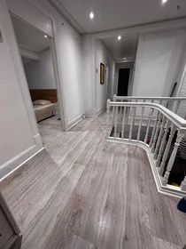 Chambre privée à Rua Guerra Junqueiro, image 25 de 38