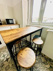 Chambre privée à Rua Guerra Junqueiro, image 33 de 38
